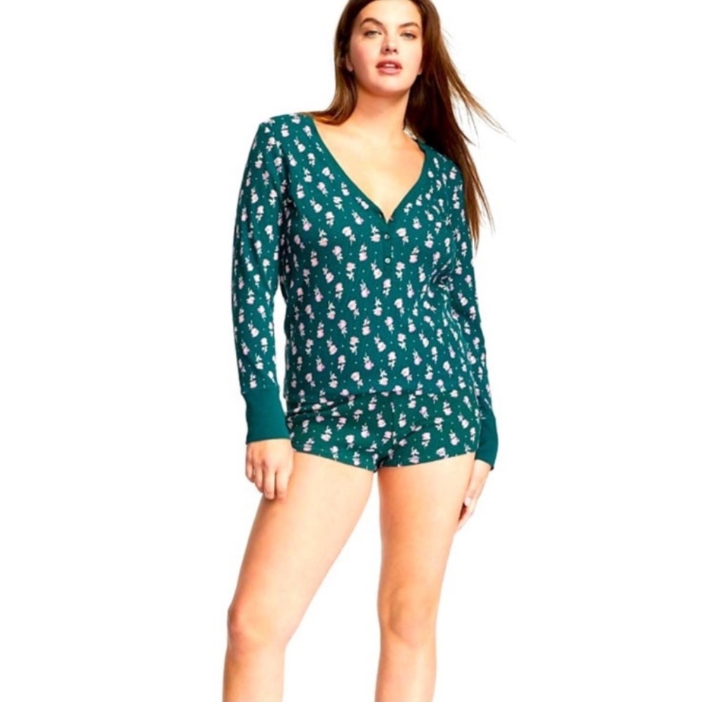 Green Floral Pajama Set - Picture 3 of 12